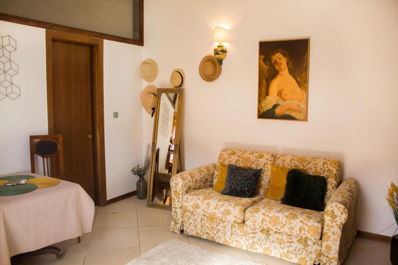9 Stylish Suite In Unirii Square Timişoara Exterior foto